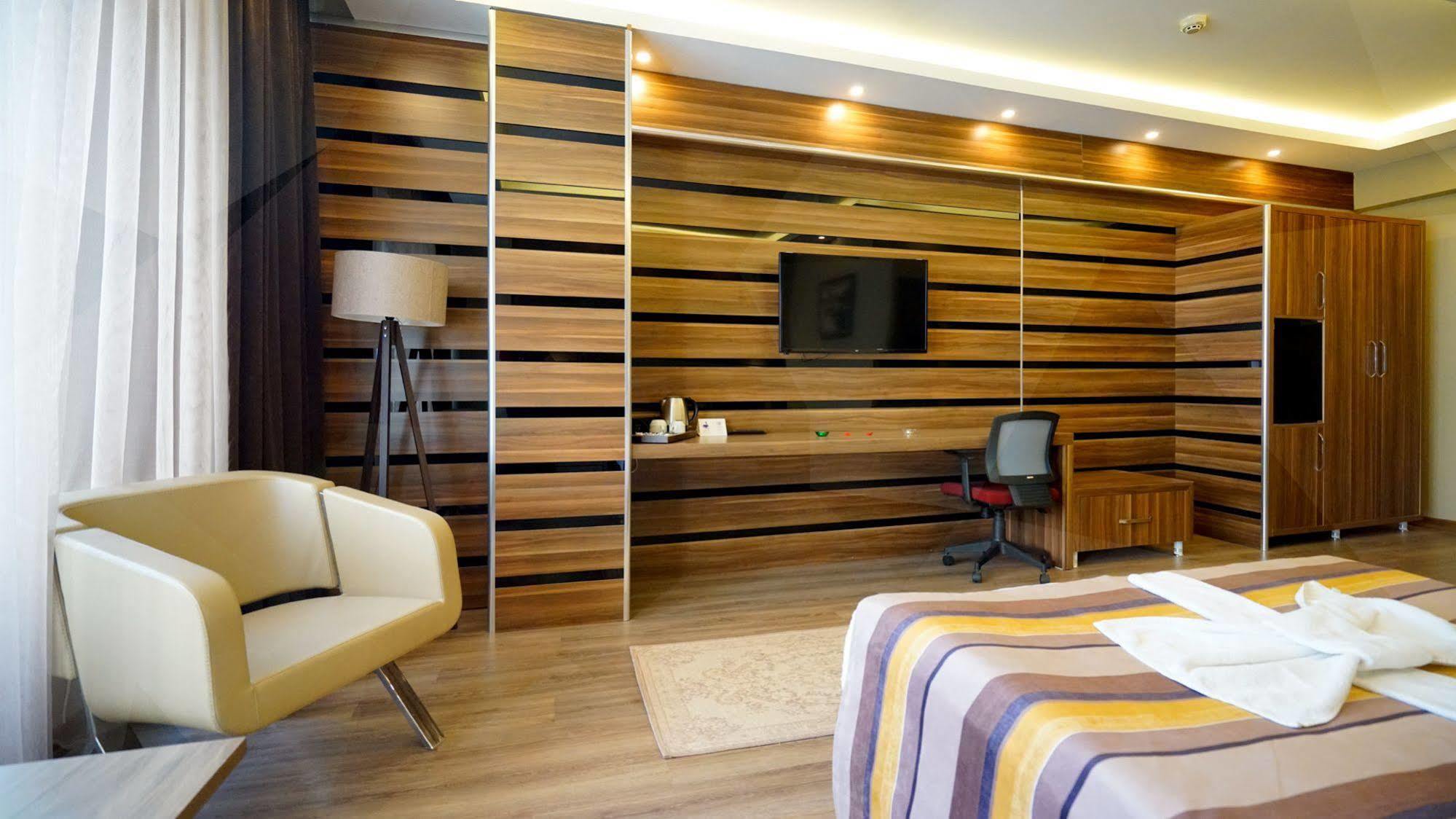 Es Albatros Hotel Eskişehir Zewnętrze zdjęcie