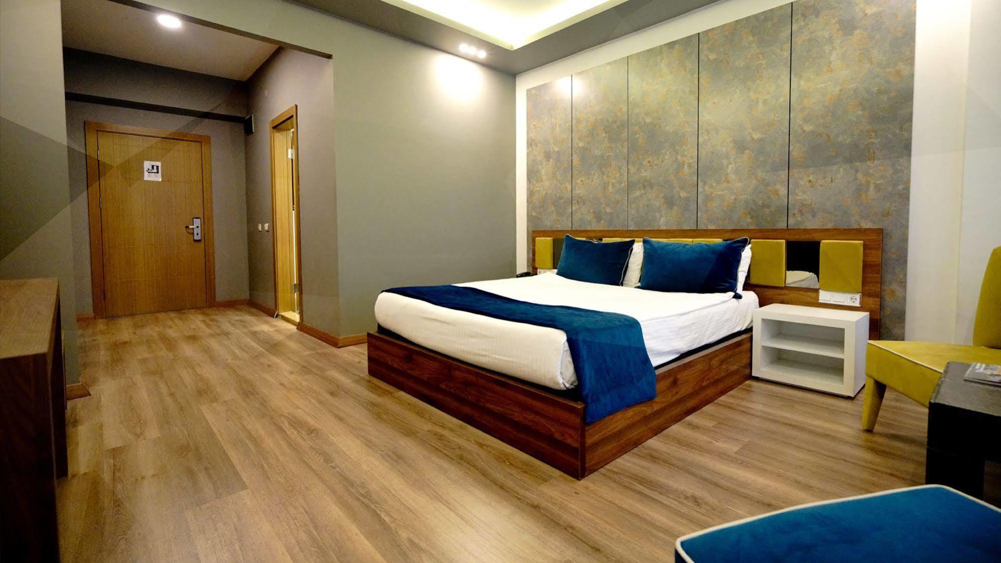 Es Albatros Hotel Eskişehir Zewnętrze zdjęcie