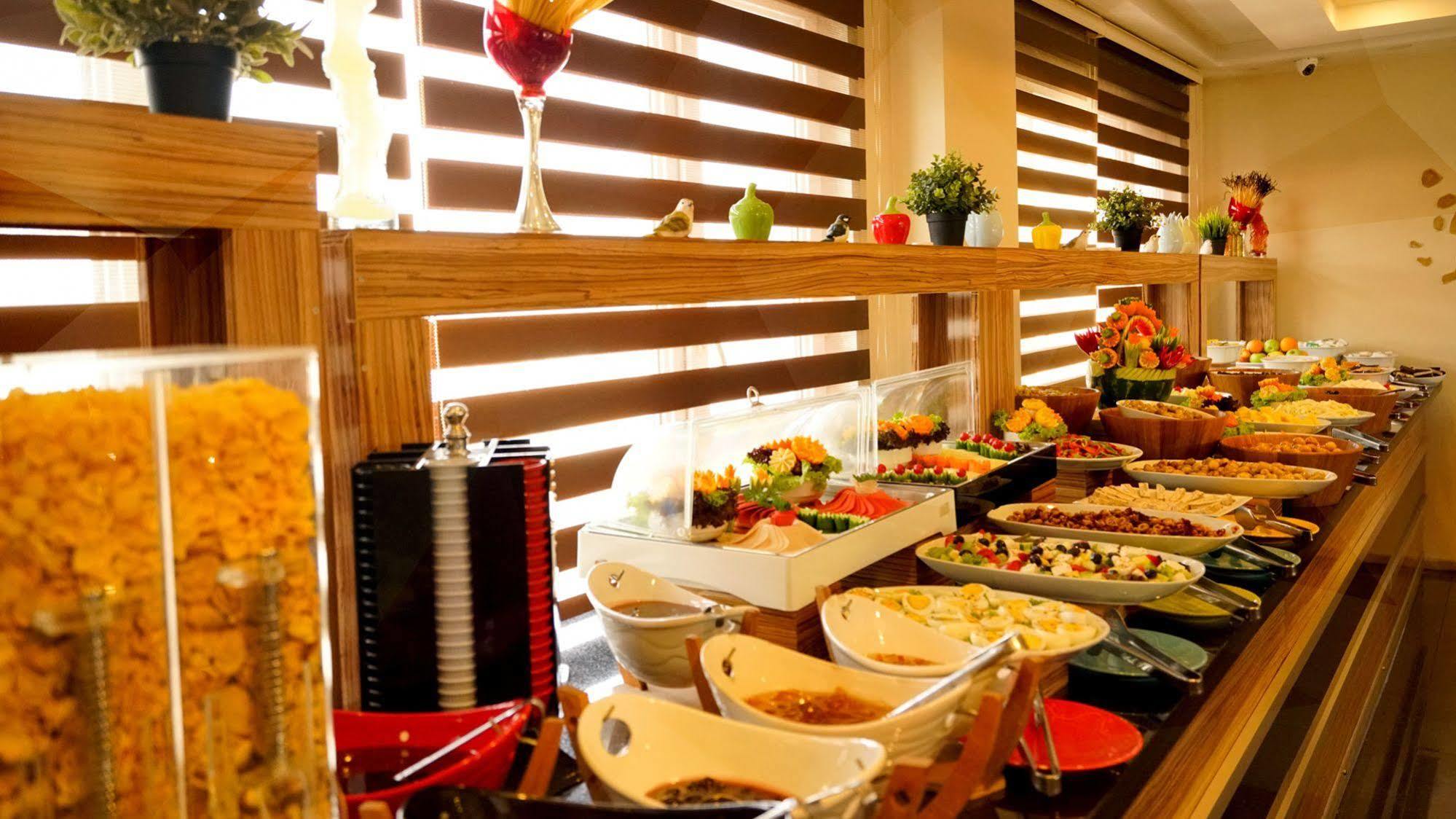 Es Albatros Hotel Eskişehir Zewnętrze zdjęcie