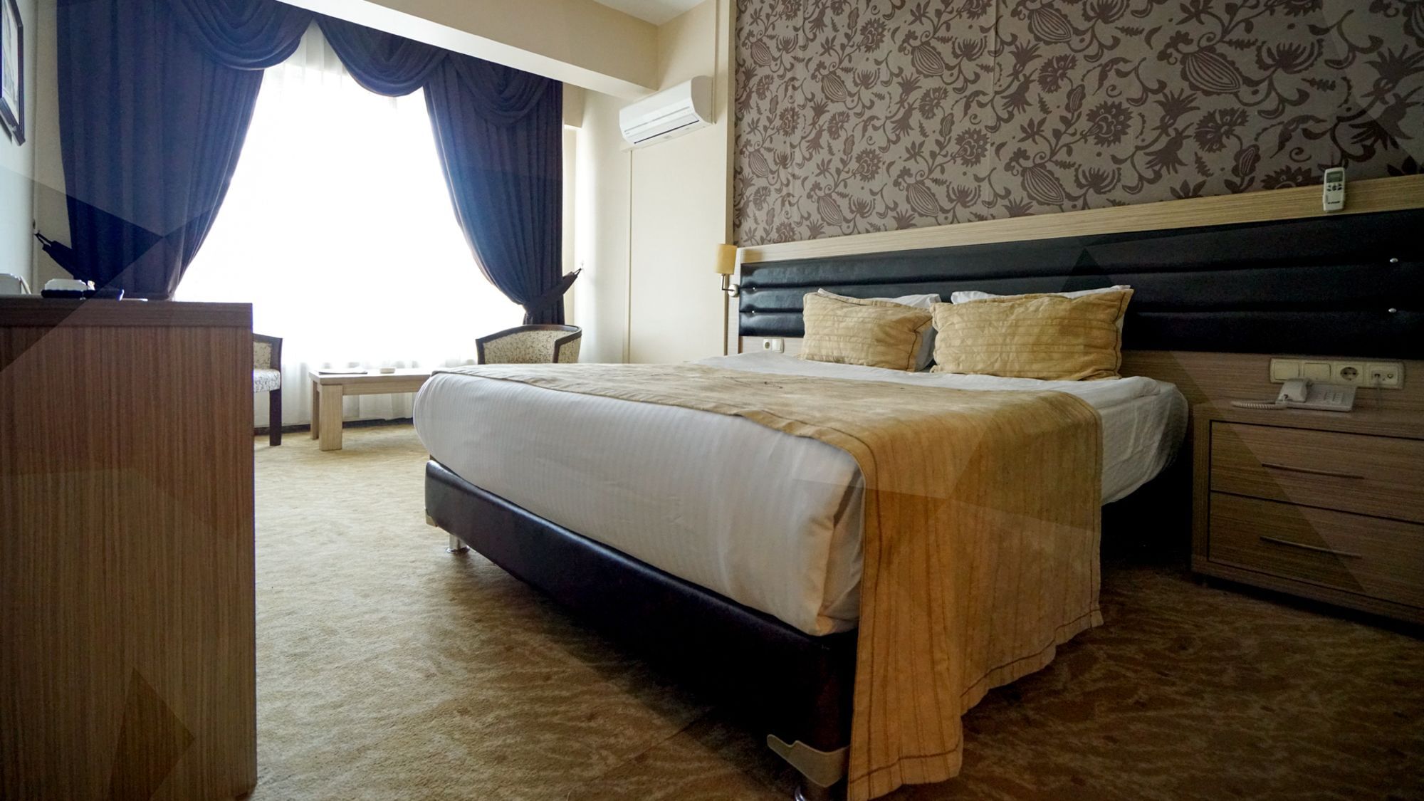 Es Albatros Hotel Eskişehir Zewnętrze zdjęcie
