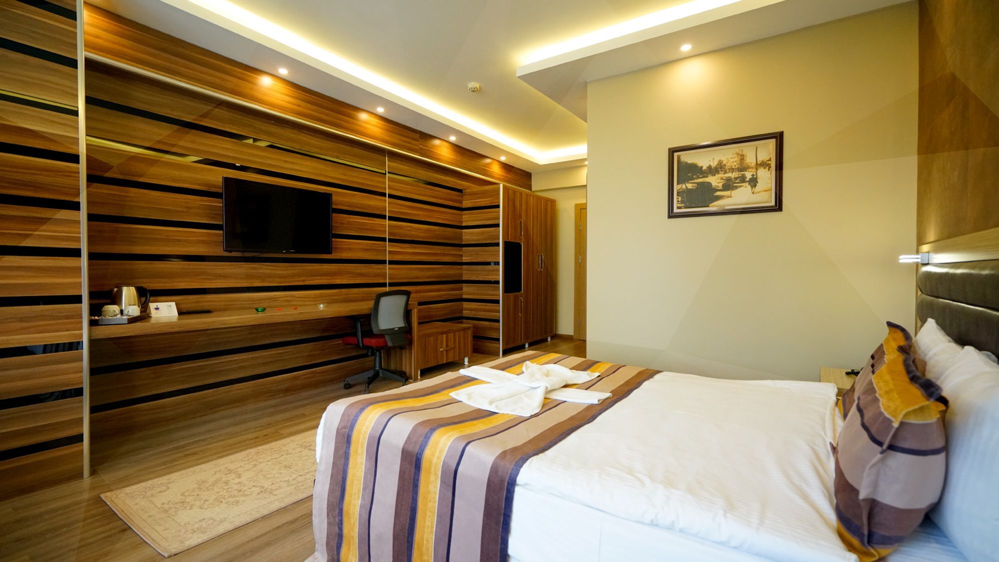 Es Albatros Hotel Eskişehir Zewnętrze zdjęcie